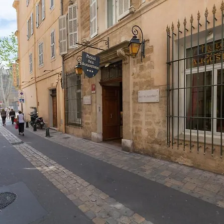 فندق Des Augustins