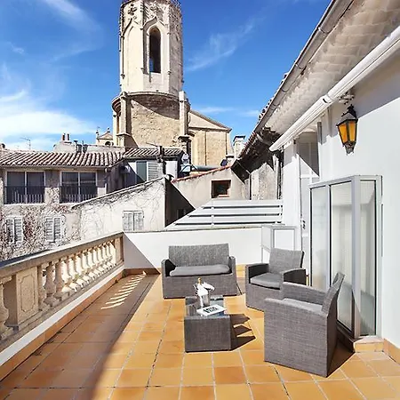 Des Augustins فندق 3*
